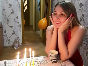 böcek Sallanmaya hazır olsun Swingers arka bahçede oyna